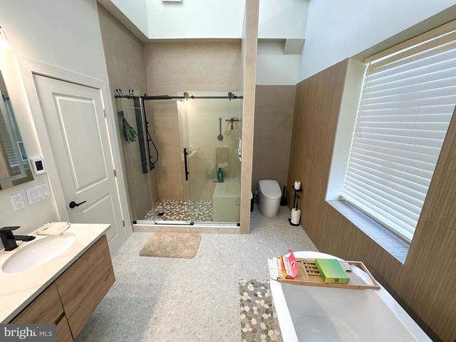 183 W NORRIS ST, Philadelphia, PA 19122