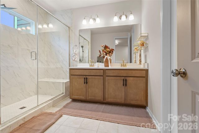 115 Forest Lake Boulevard B, Mooresville, NC 28117
