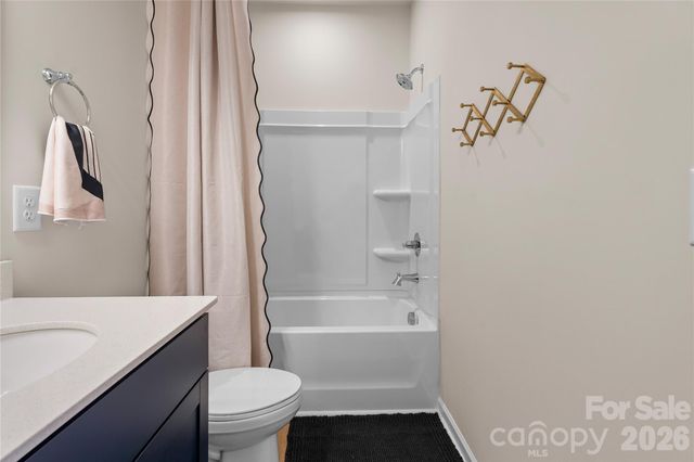 115 Forest Lake Boulevard B, Mooresville, NC 28117
