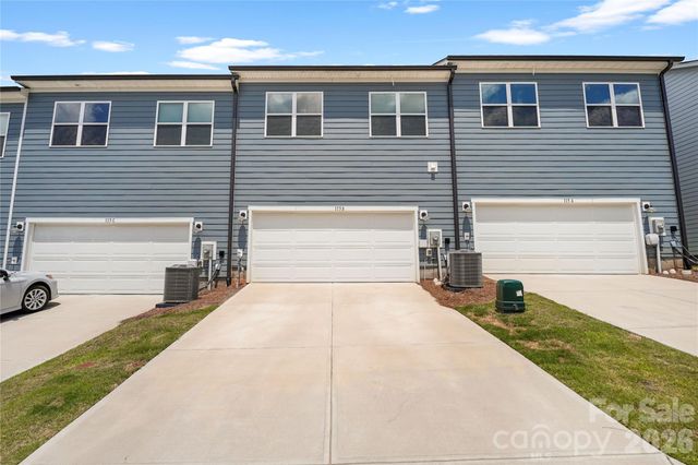 115 Forest Lake Boulevard B, Mooresville, NC 28117