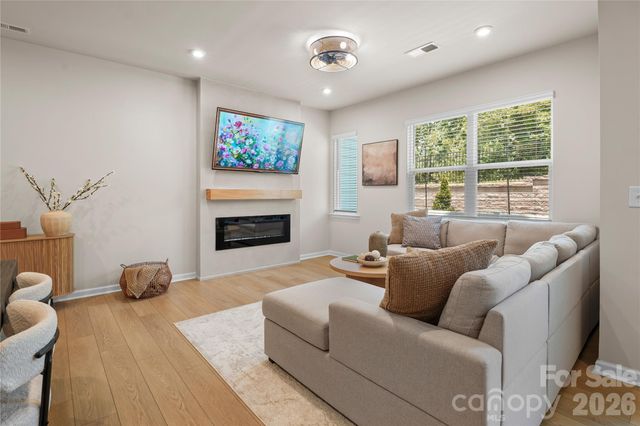 115 Forest Lake Boulevard B, Mooresville, NC 28117