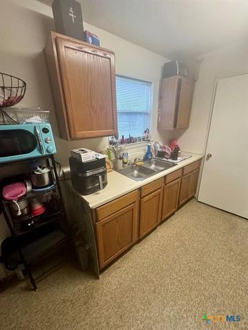 5 S 19th Street, Temple, TX 76504