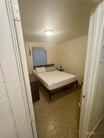 5 S 19th Street, Temple, TX 76504