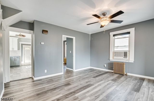 43 Saint Ann St, Carteret Boro, NJ 07008