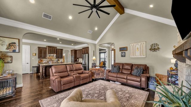 1600 Logans Run Road, Perrin, TX 76486