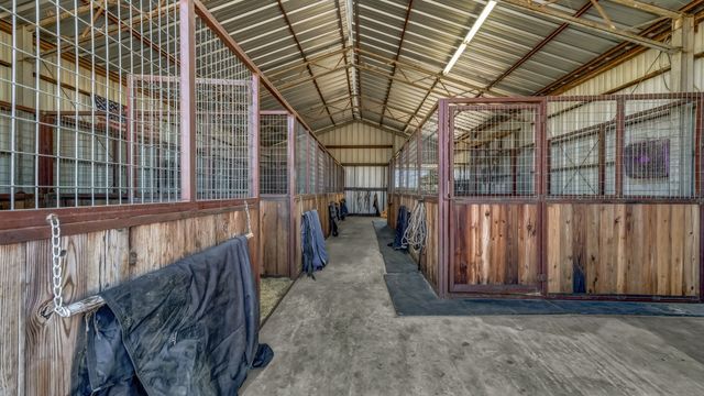 1600 Logans Run Road, Perrin, TX 76486