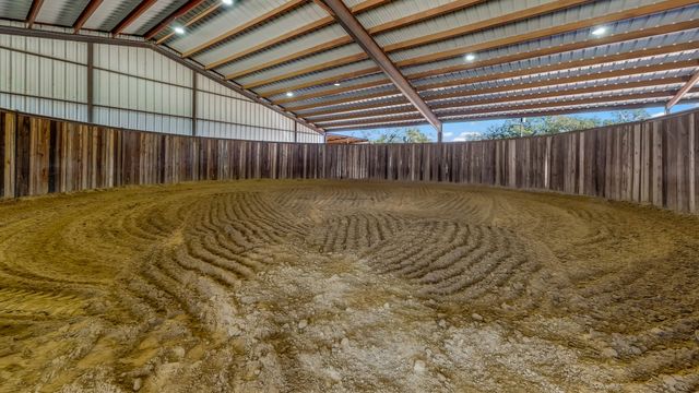 1600 Logans Run Road, Perrin, TX 76486