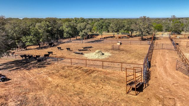 1600 Logans Run Road, Perrin, TX 76486