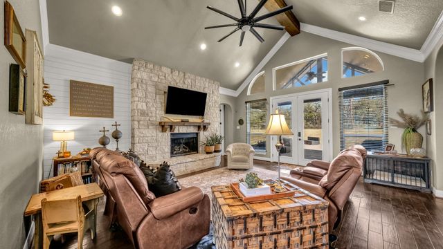 1600 Logans Run Road, Perrin, TX 76486