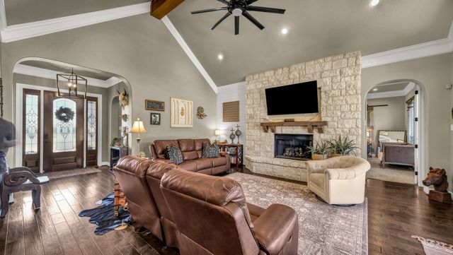 1600 Logans Run Road, Perrin, TX 76486