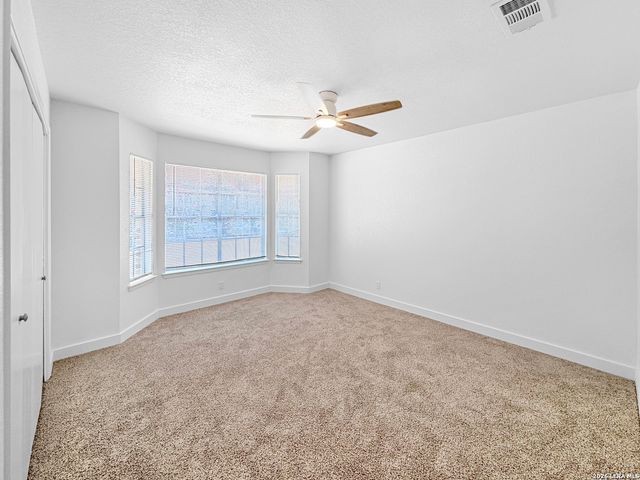 9113 BONNY BRK, Windcrest, TX 78239