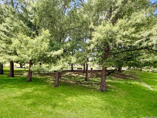 9113 BONNY BRK, Windcrest, TX 78239