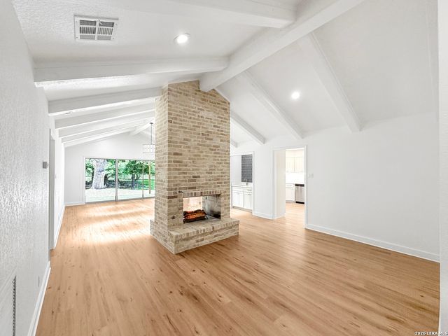 9113 BONNY BRK, Windcrest, TX 78239