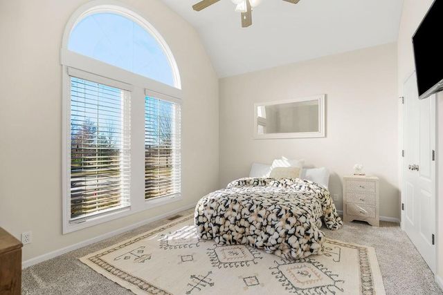 1904 NE 104th Terrace, Kansas City, MO 64155