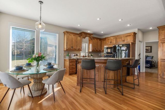 1904 NE 104th Terrace, Kansas City, MO 64155