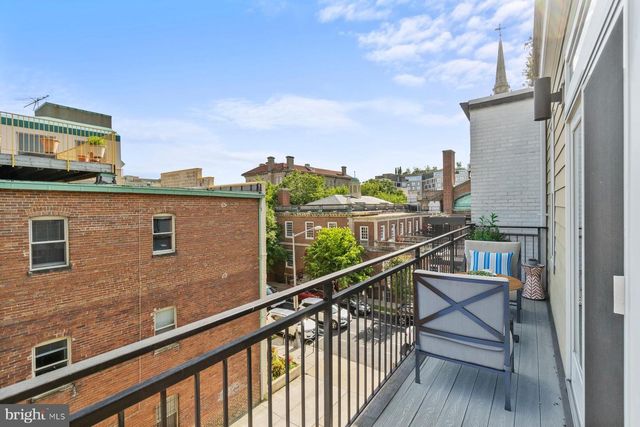 1478 Harvard St NW Apt 4, Washington, DC 20009