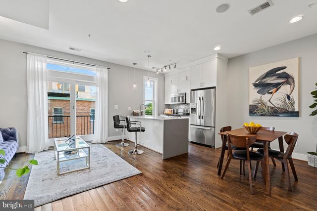 1478 Harvard St NW Apt 4, Washington, DC 20009