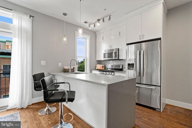 1478 Harvard St NW Apt 4, Washington, DC 20009