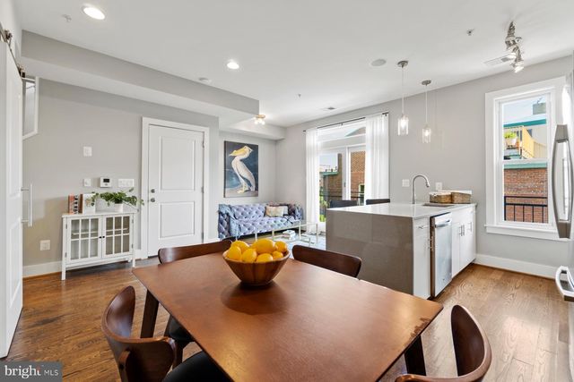 1478 Harvard St NW Apt 4, Washington, DC 20009