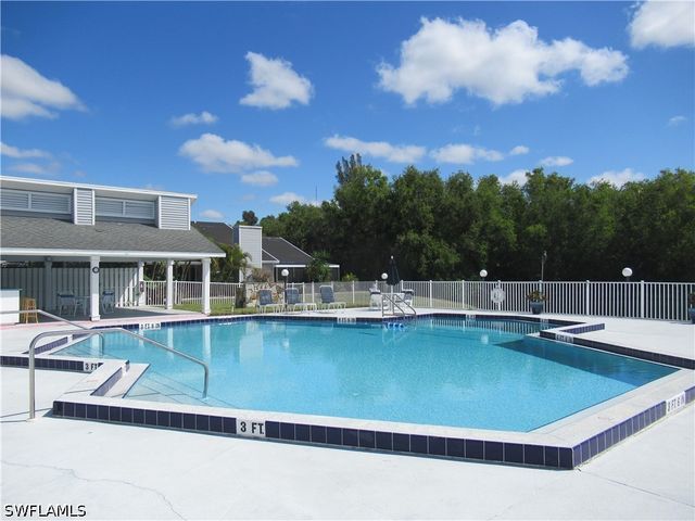 6238 Timberwood CIR 110, Fort Myers, FL 33908