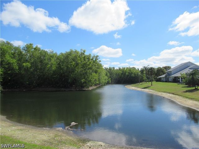 6238 Timberwood CIR 110, Fort Myers, FL 33908