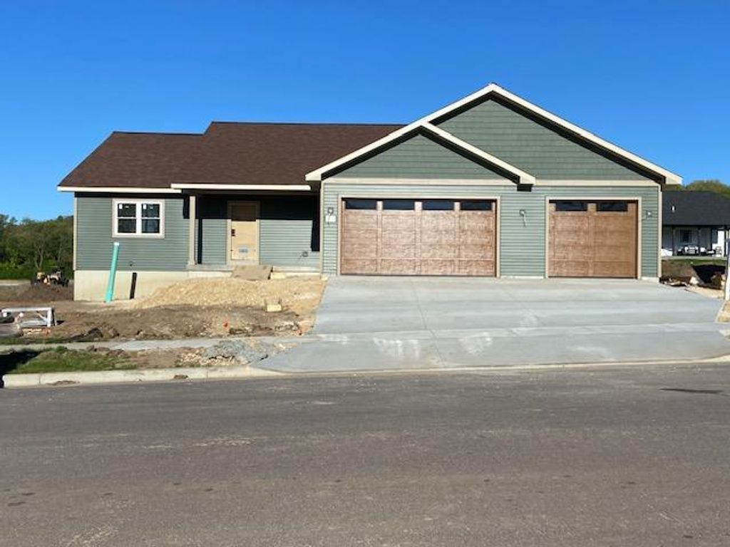 401 Roosevelt Street, Baraboo, WI 53913