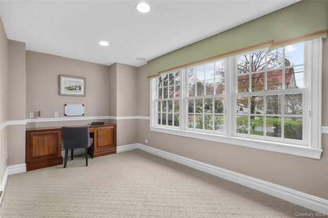 12 Sunnybrae Place, Bronxville, NY 10708