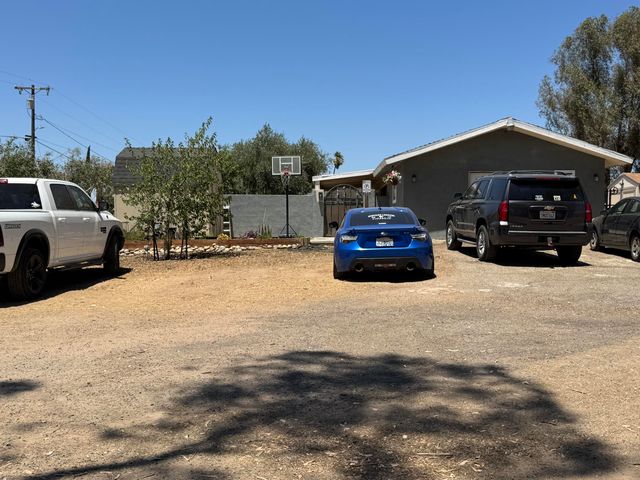 20283 Oakhill Road, Madera, CA 93638