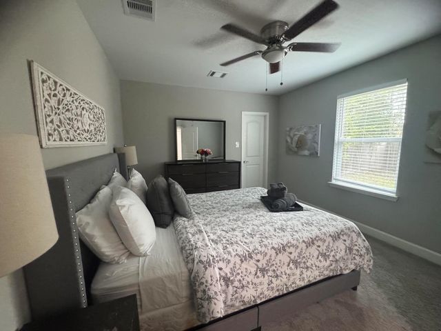 7135 Goforth Street, Houston, TX 77021