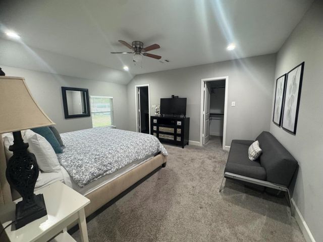 7135 Goforth Street, Houston, TX 77021