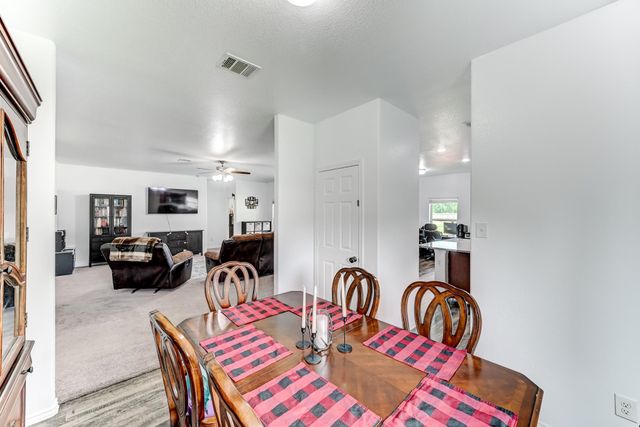 9850 Hunter Springs Drive, Conroe, TX 77306