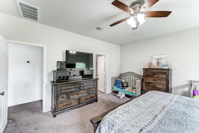 9850 Hunter Springs Drive, Conroe, TX 77306