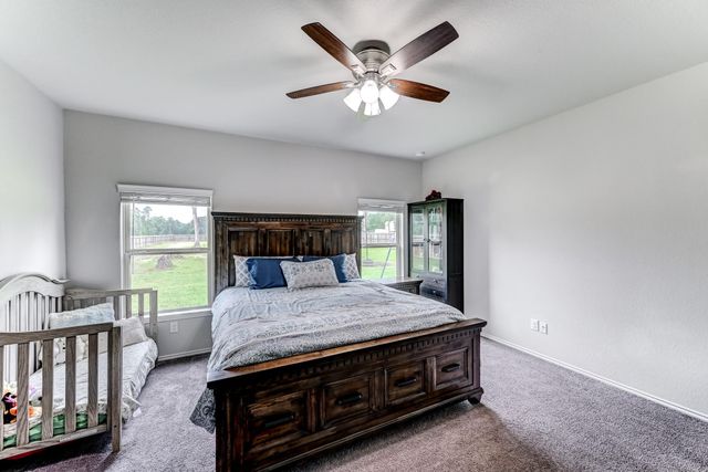9850 Hunter Springs Drive, Conroe, TX 77306