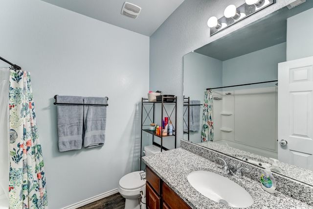 9850 Hunter Springs Drive, Conroe, TX 77306