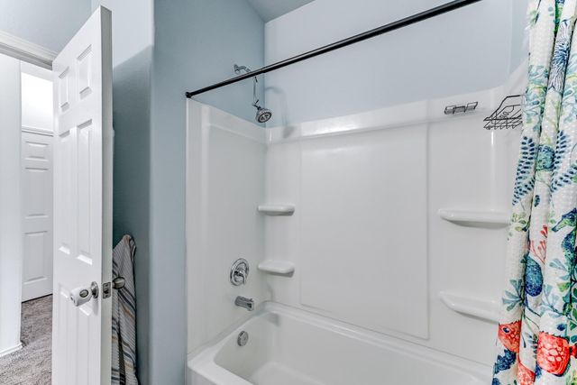 9850 Hunter Springs Drive, Conroe, TX 77306