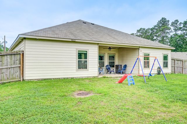 9850 Hunter Springs Drive, Conroe, TX 77306