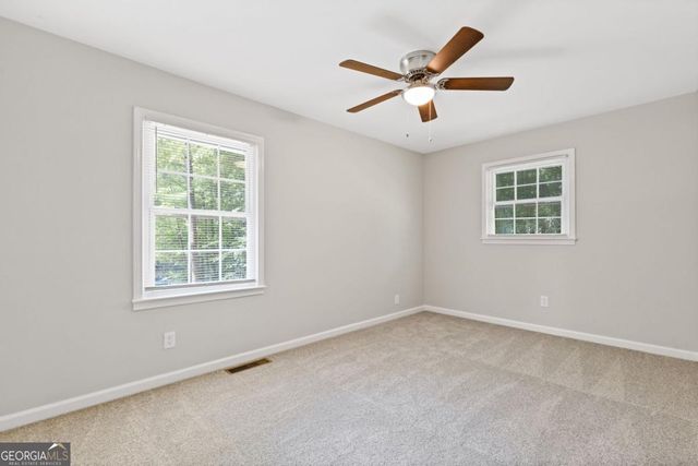 4583 N Woodlake Lane SE, Conyers, GA 30013