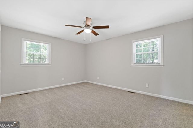 4583 N Woodlake Lane SE, Conyers, GA 30013