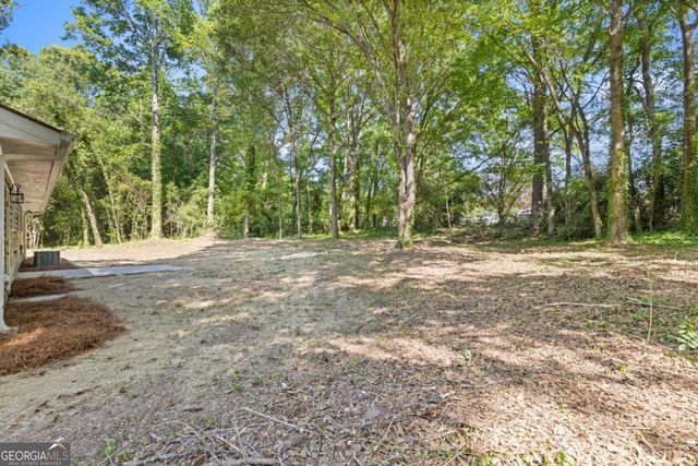 4583 N Woodlake Lane SE, Conyers, GA 30013