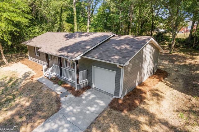 4583 N Woodlake Lane SE, Conyers, GA 30013