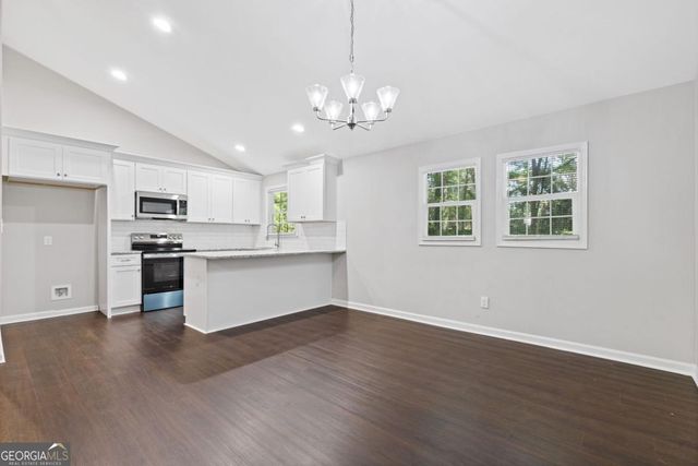 4583 N Woodlake Lane SE, Conyers, GA 30013