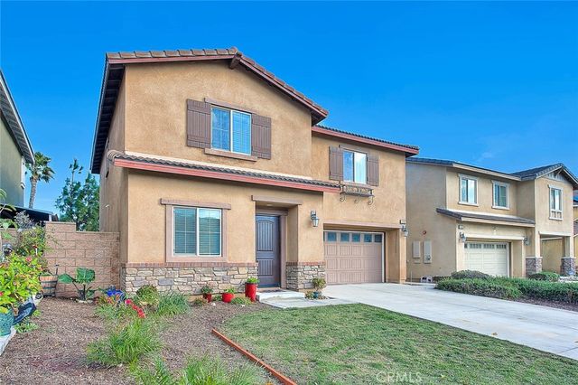 7165 Hazelwood Way, Fontana, CA 92336