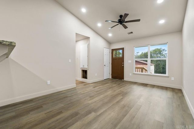 170 Woodridge Street, Hot Springs, AR 71901