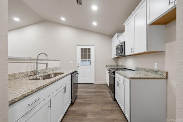 170 Woodridge Street, Hot Springs, AR 71901