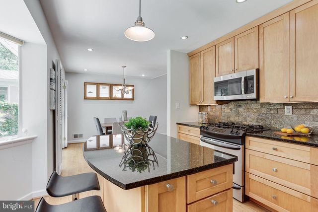 3910 MONTROSE DRWY, Chevy Chase, MD 20815