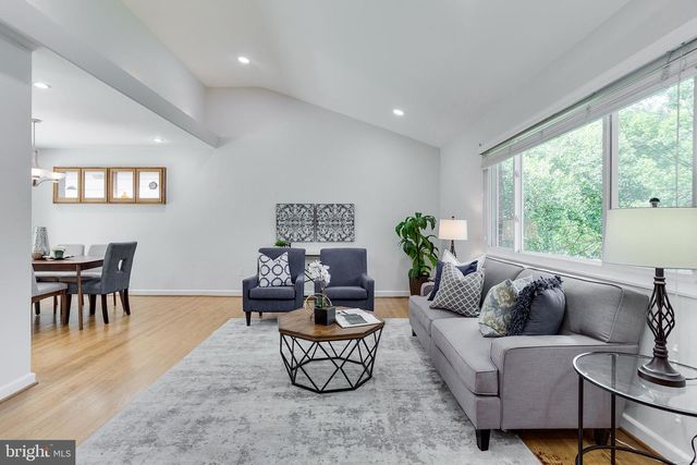 3910 MONTROSE DRWY, Chevy Chase, MD 20815