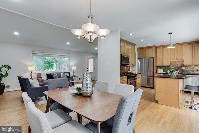 3910 MONTROSE DRWY, Chevy Chase, MD 20815