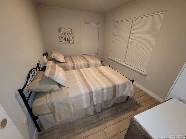 2403 Westward, San Antonio, TX 78227