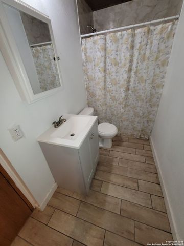 2403 Westward, San Antonio, TX 78227