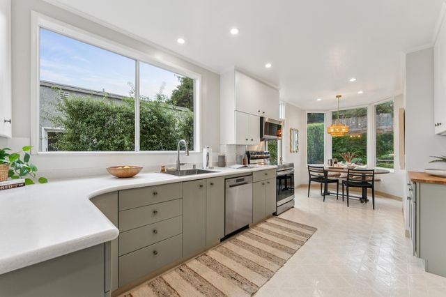 225 Arlington Ave., Kensington, CA 94707